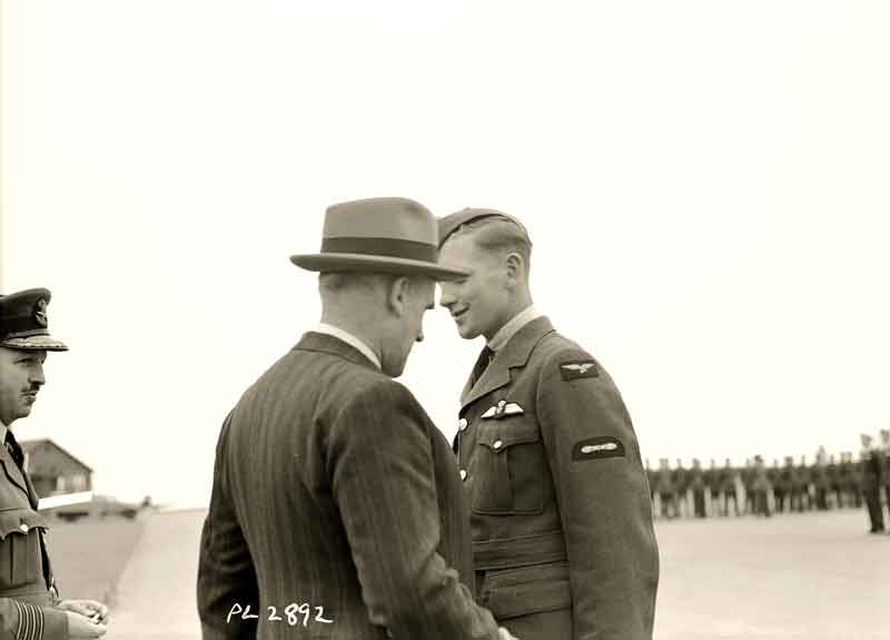 Ozzie Linton gets his wings